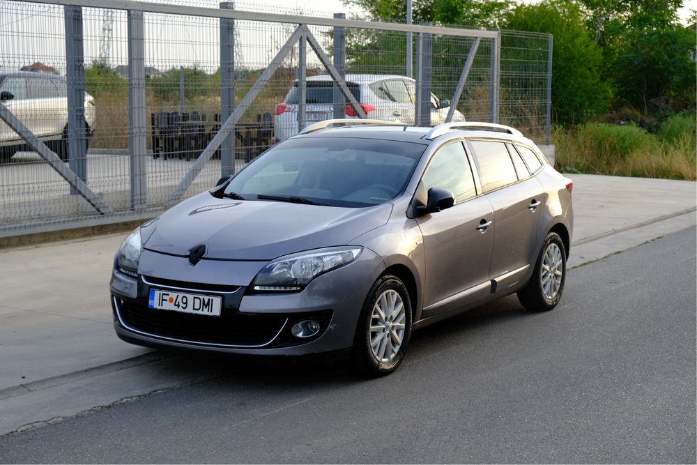 Renault Megane 3 - BOSE Edition - Trapa + panorama