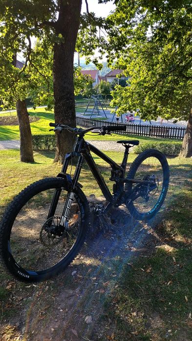 Vand Propain tyee cf 5 Super Enduro Mountain Bike !