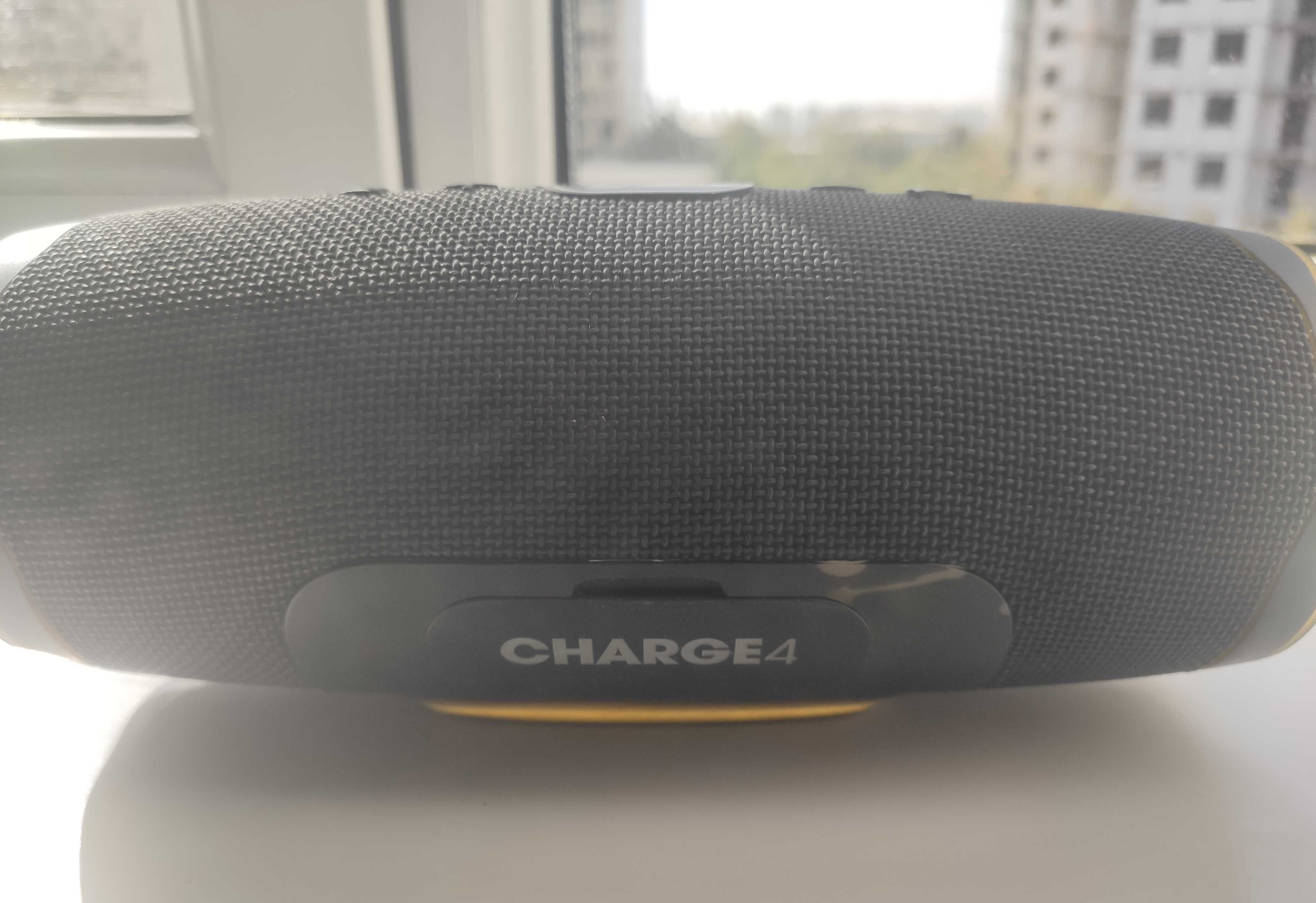 Портативная колонка JBL CHARGE 4 НЕ РАБОЧАЯ