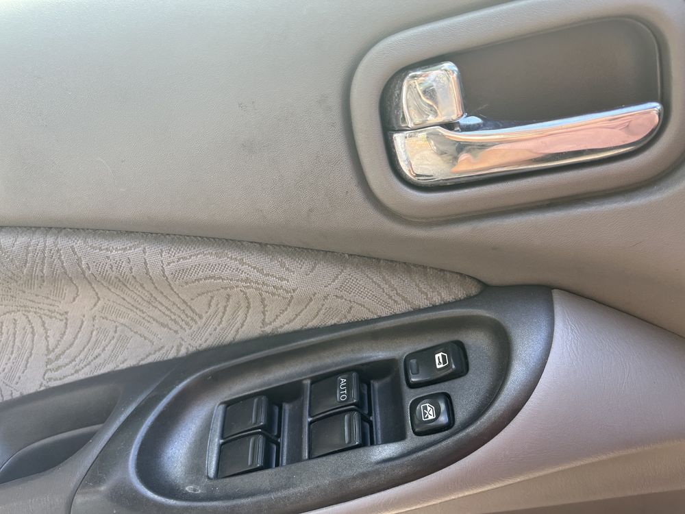 Автомол Nissan Almera/ кола втора употреба