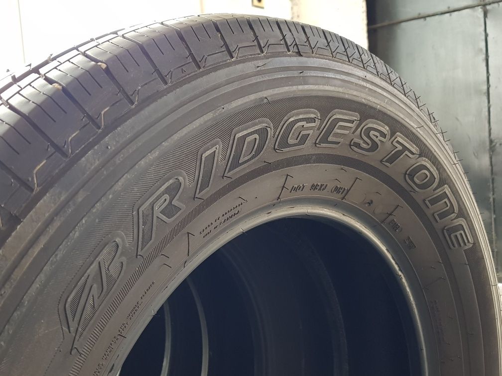 255/70/18 Bridgestone 4Броя: 270лв 7мм