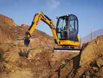 Execut lucrari cu miniexcavator de 1.6 tone