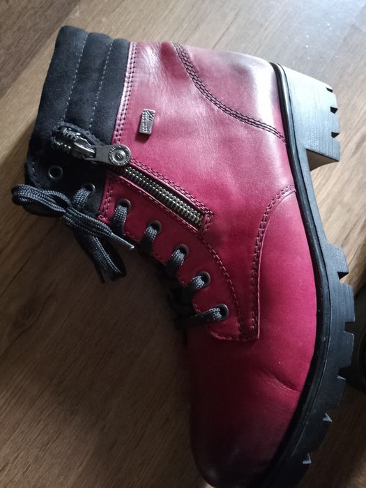 Vând botine dama,noi