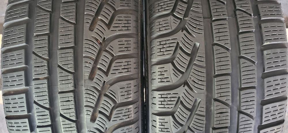 2 anvelope 225 40 18 pirelli winter 240 serie2 7mm