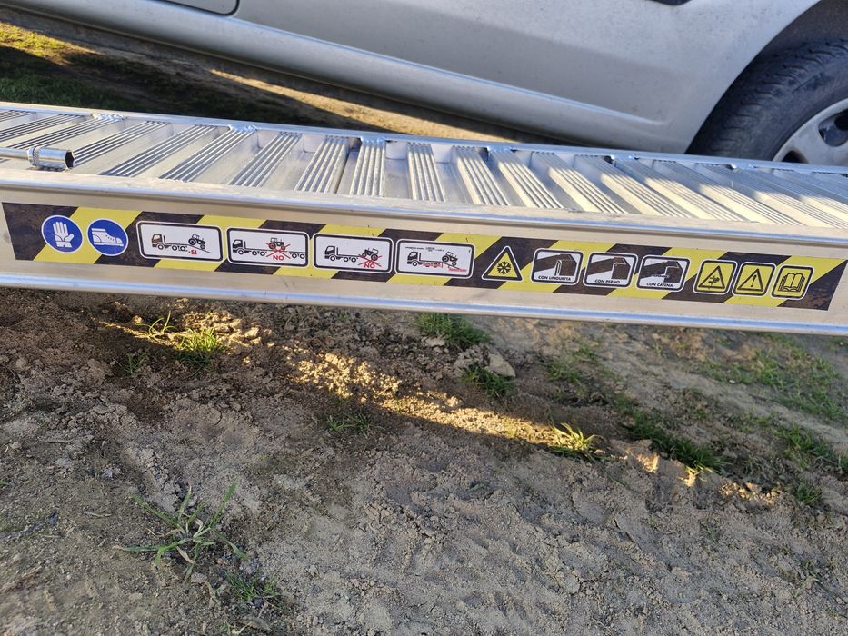 Алуминиеви пътеки за платформа