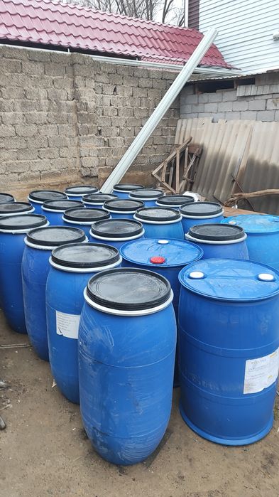 Бочка с крышкой новый 170л 227л