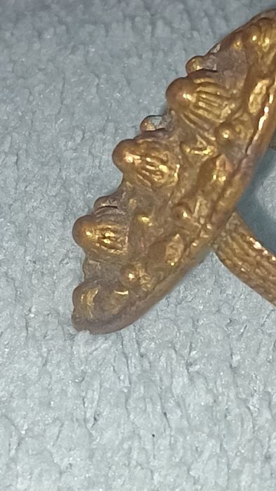 Продава се стари пръстен