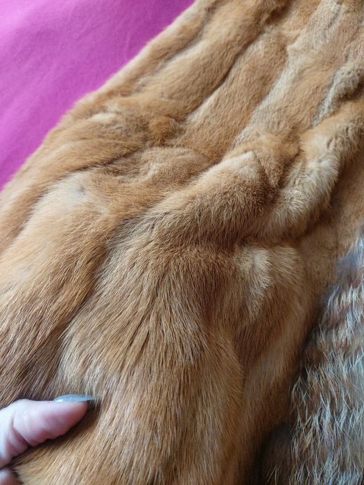 Естествено палто от лисица