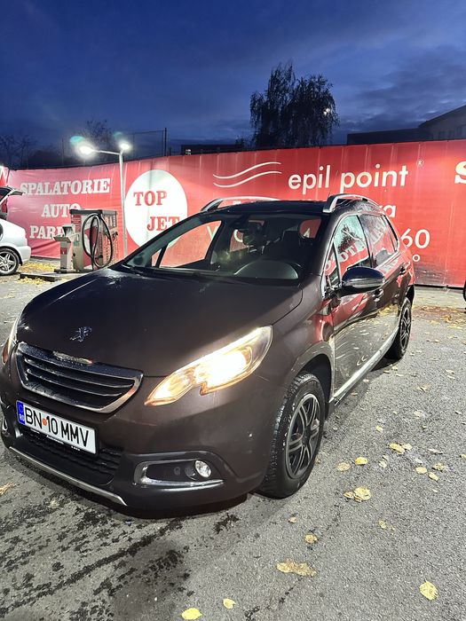 Se vinde Peugeot 2008, din anul 2013, motor 1.6 diesel, automat.