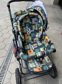 Бебешка количка с пневматични гуми и кош за носене