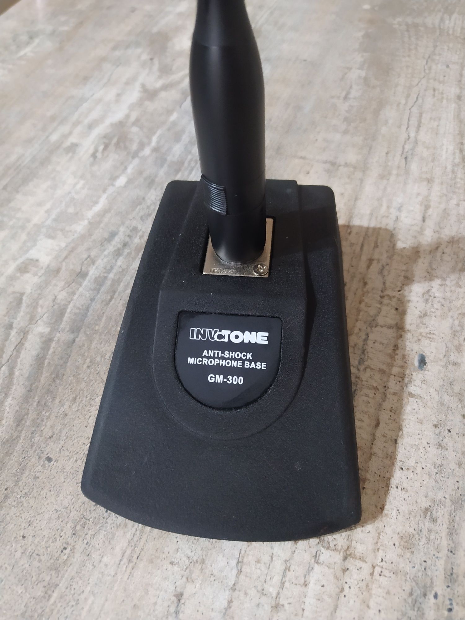 Микрофон Invotone gm-300.