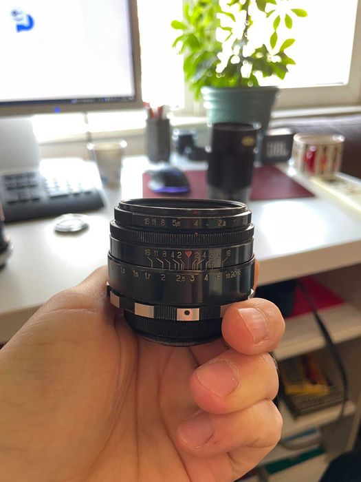 Интересни ръчнофокусни винтидж обективи - Canon FD, M42