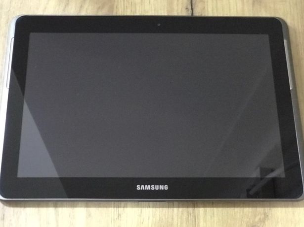 На запчасти планшет Samsung модель GT-P5100. Не в рабочем состоянии.