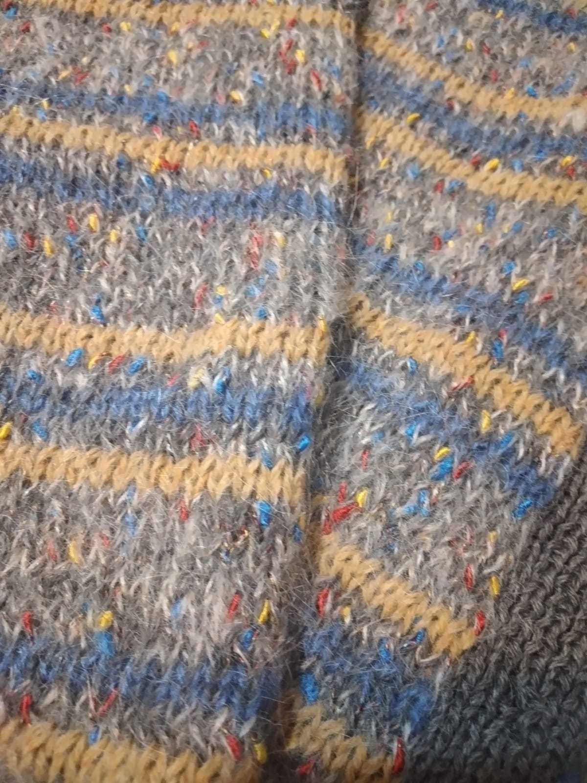 70 lei Pulover tricotat manual handmade dama mohair si lana marime M