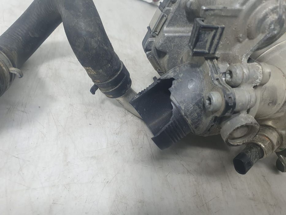 EGR cu racitor gaze 2.0 tdi DTRD 05l131512c Volkswagen VW T-Roc 1