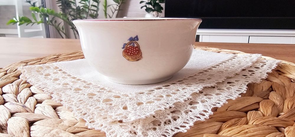 Детска порцеланова купичка