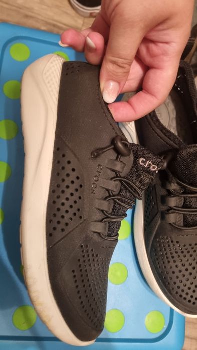 Adidasi CROCS marime 33-34