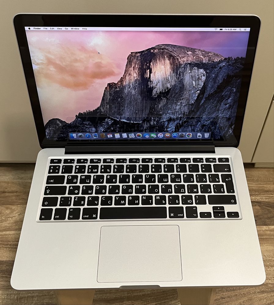MacBook Pro 13 Retina, 2015. Core i5, 8 Gb, 128 Gb.