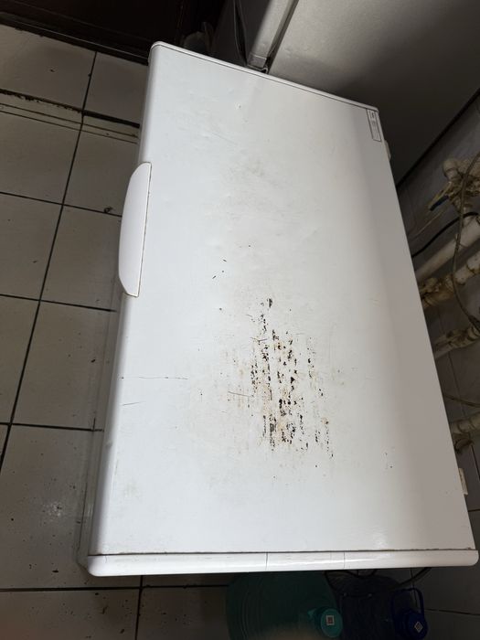 Холодильник (Muzlatkich)