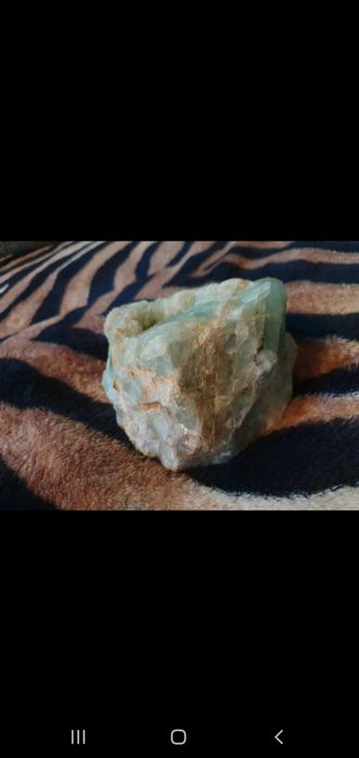 Piatră green calcite