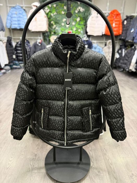 Geaca de Bărbați Boss mărime S și M