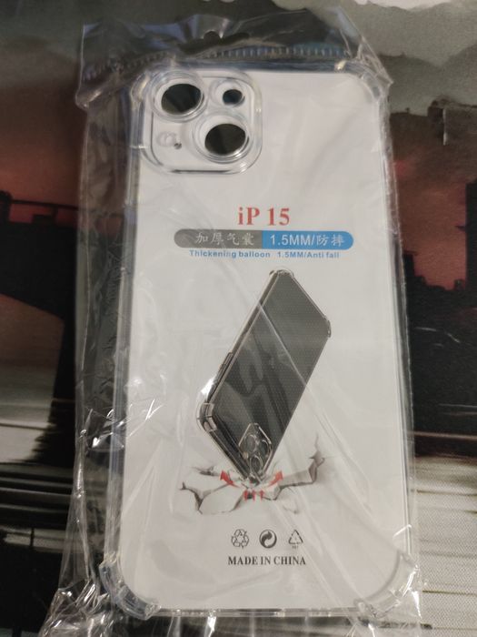 Продам чехол на айфон 15