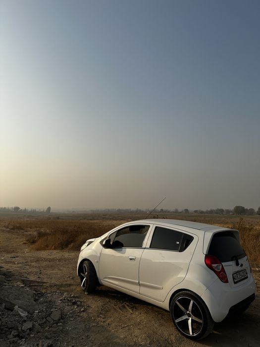 Srochni Diska sotiladi R17 VOSSEN