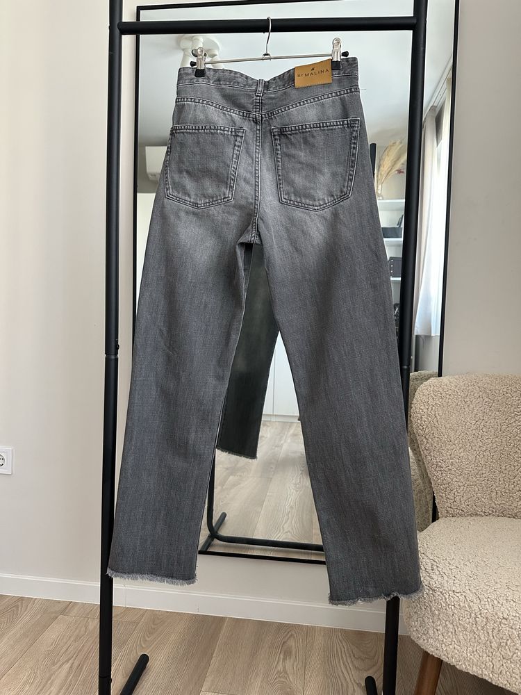 By Malina Alexa jeans