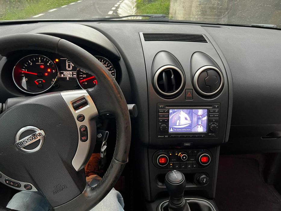 Nissan qashqai 1.5 dti 03/2013 cu 199000 km