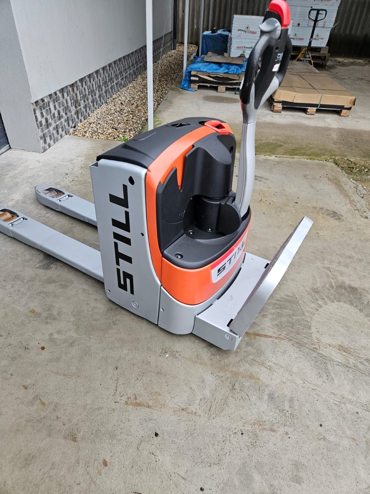 Transpalet electric Still