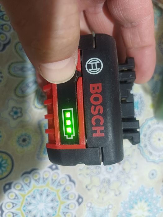 Baterie Bosch 18v 5A in stare buna. Este testata

#10