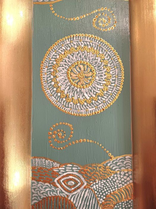 Ръчно рисуван поднос