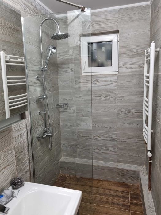 Inchiriez apartament 2 camere
