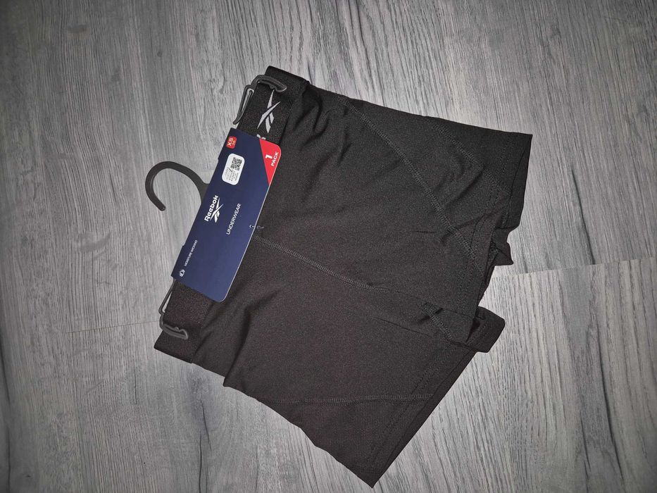 Pantaloni scurți Reebok dama fitness xs