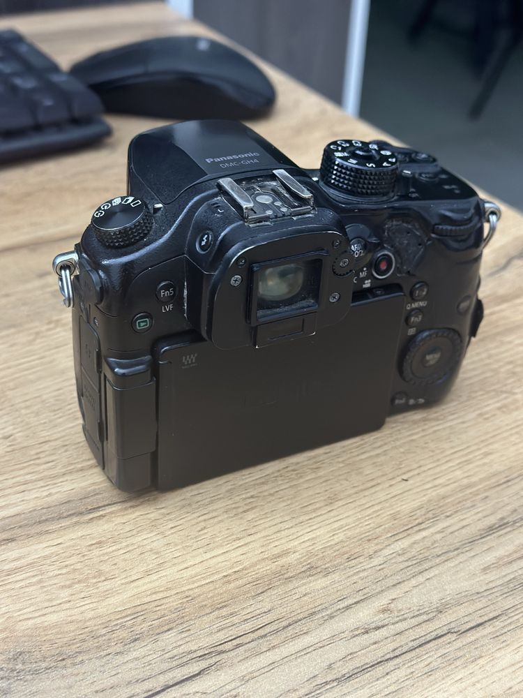 Panasonic gh4 жақсы жасап тұр зарядкы жоқ 70 мың