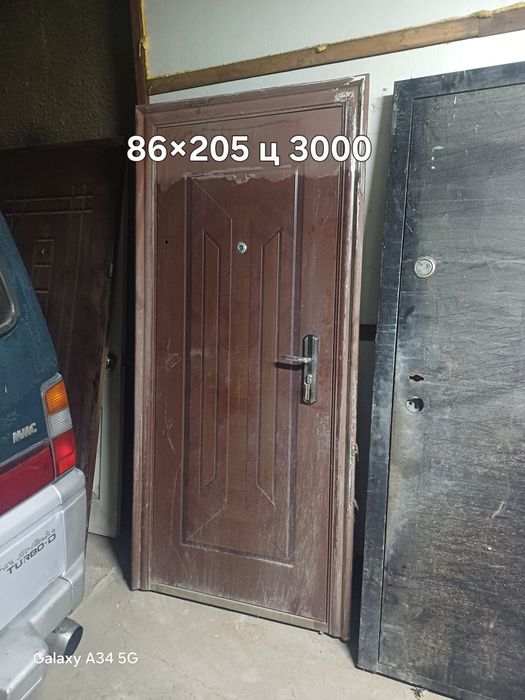 продам входную дверь
