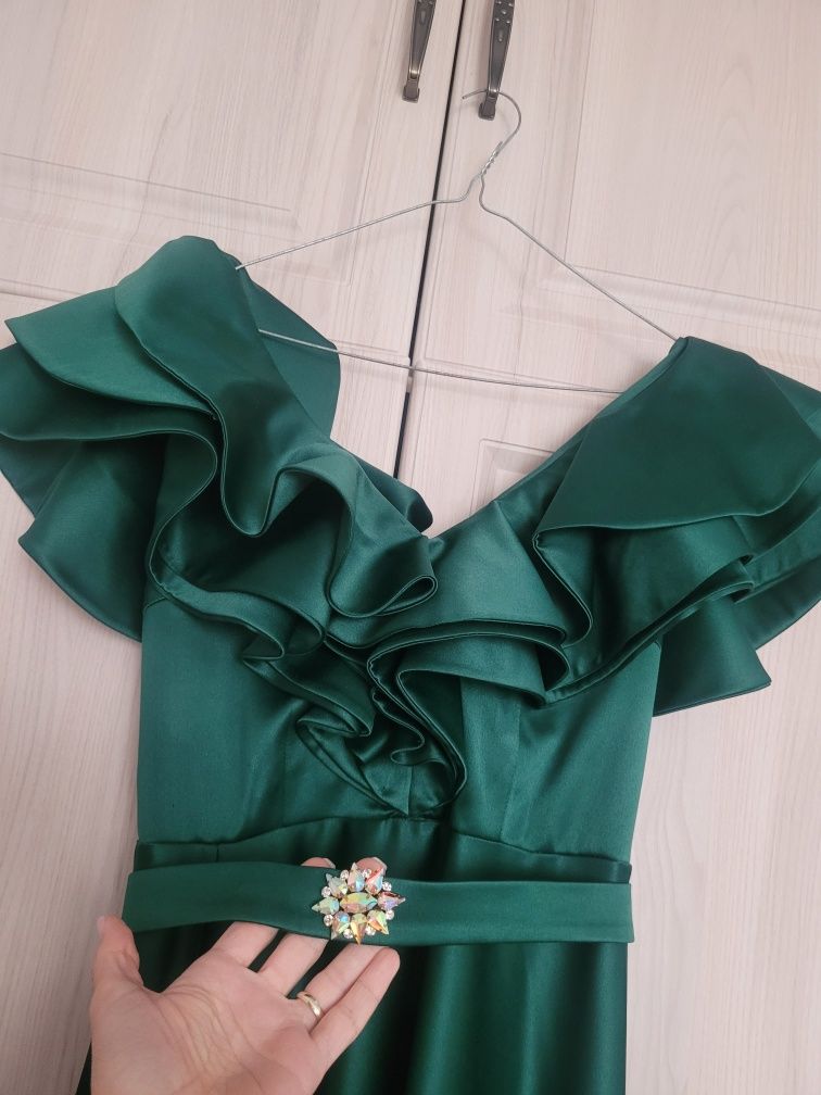 Vând rochie eleganta