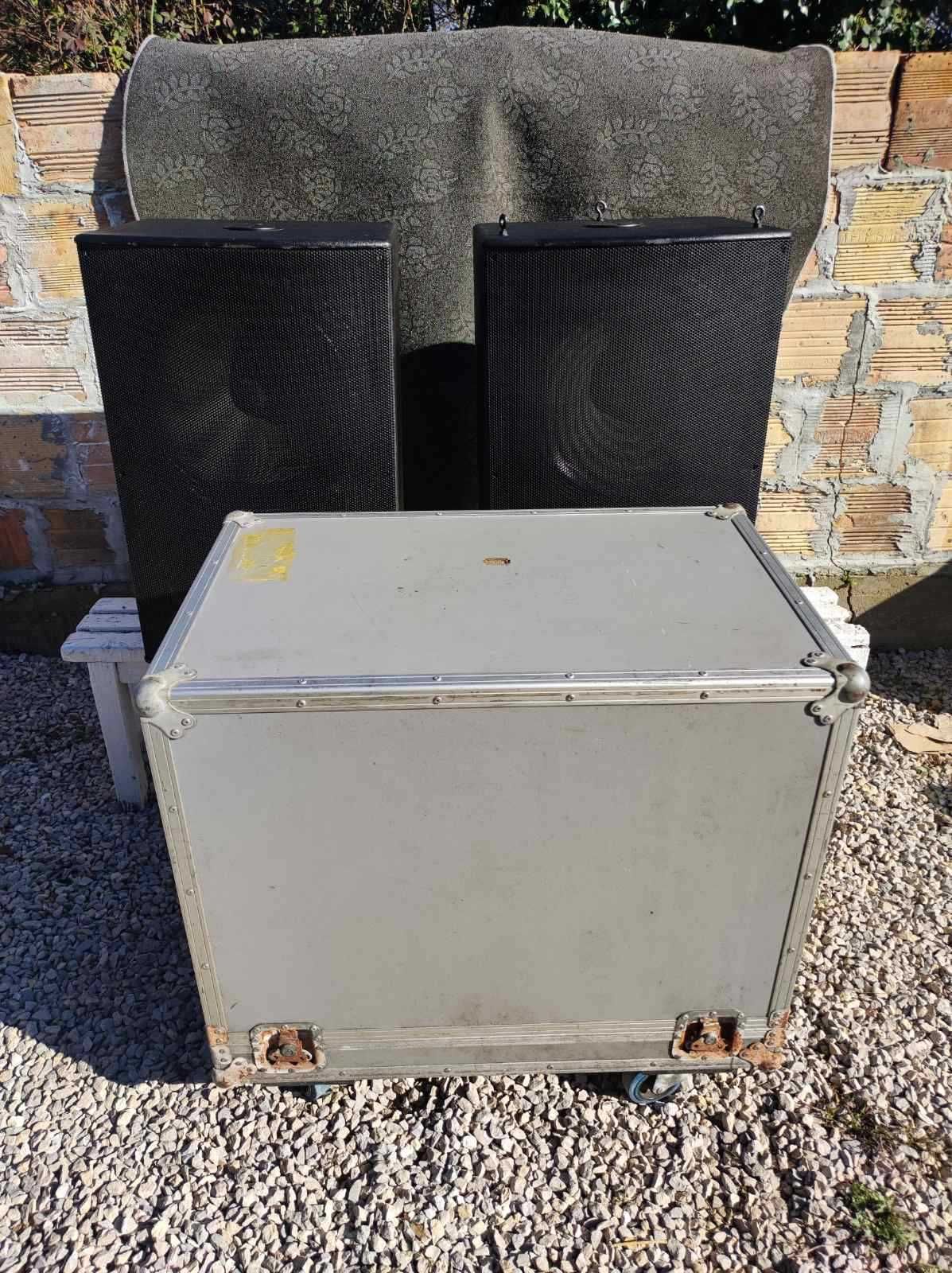 2x Martin Audio LE400B 15"/1"