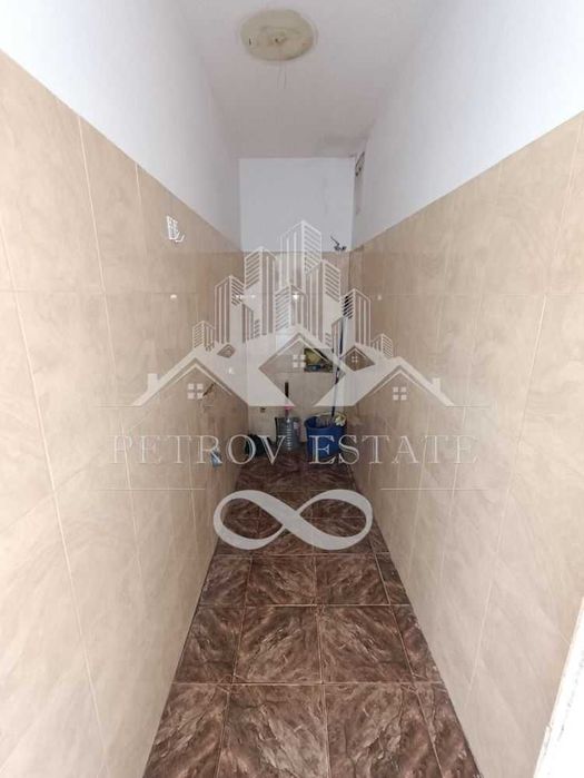 Продава се Магазин в Велинград - 94 кв.м за 2049 €/кв.м - Снимка #4