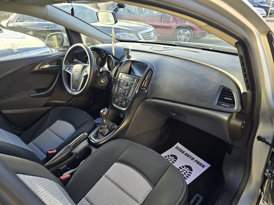 Opel Astra J 1.4 benzina fab 2012 RATE/CASH/BUY BACK