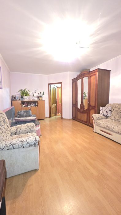 Продам 1 комнатную квартиру! 43кв/м, Р-н Университета