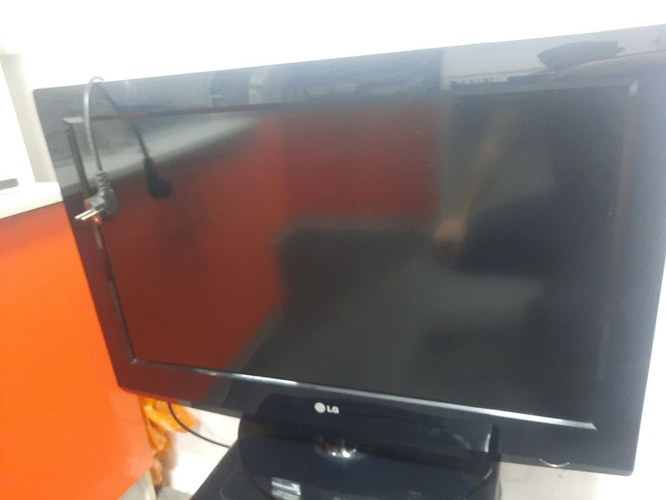 Lg 81 см нормальное состояние