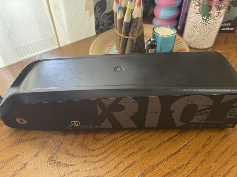 Bicicletă electrică MTB Asistată Electric