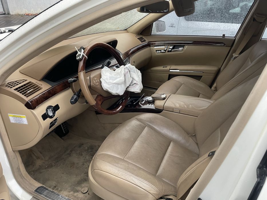 Mercedes-benz S 500 на части w221