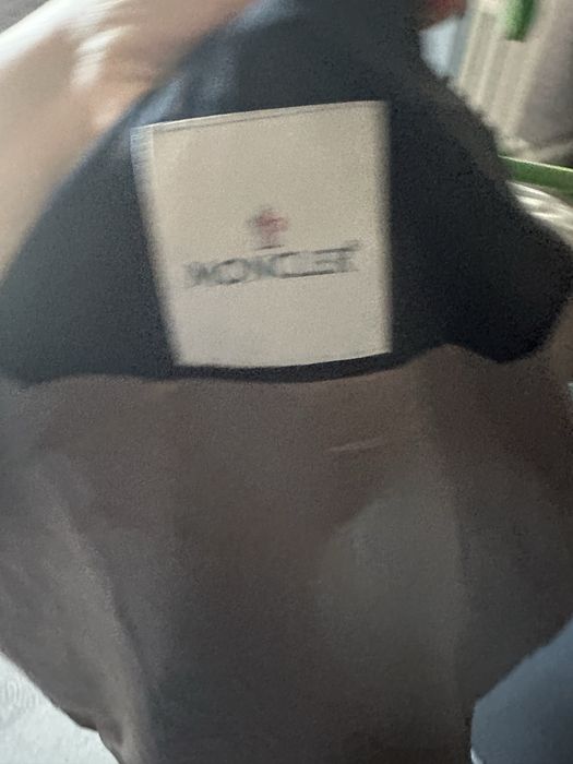 Куртка Монклер сатылады размері 48-50 ге келеді