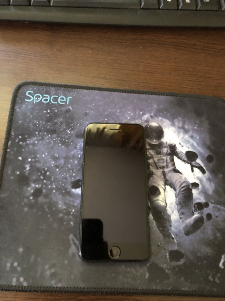 iPhone 7 32Гб черен