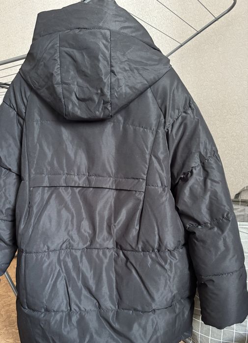 Продам зимню куртку