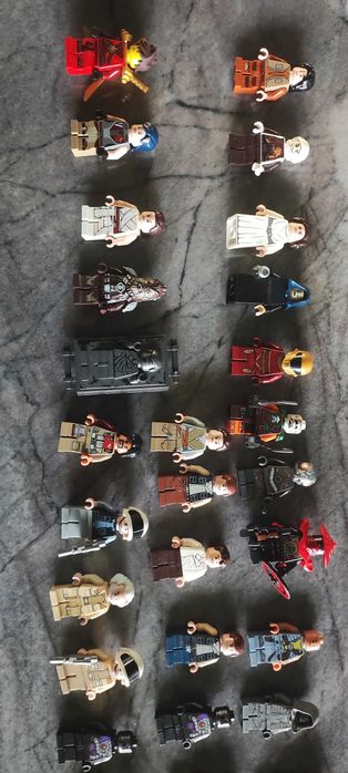 Vand figurine/casti lego star wars si ninjago