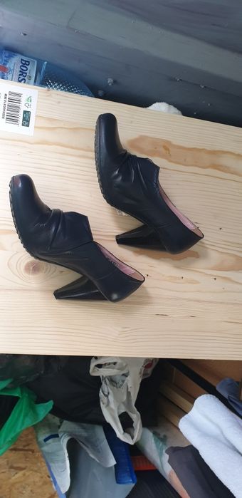 Pantofi belumarin piele