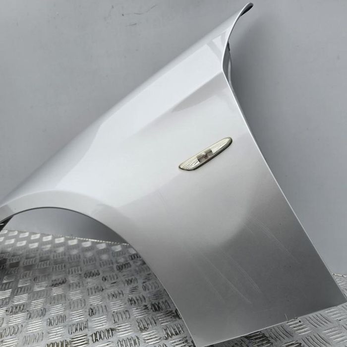 Aripa fata stanga BMW Seria 3 LCI E90